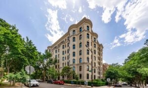 Exterior view of the Mendota building in Washington, D.C.